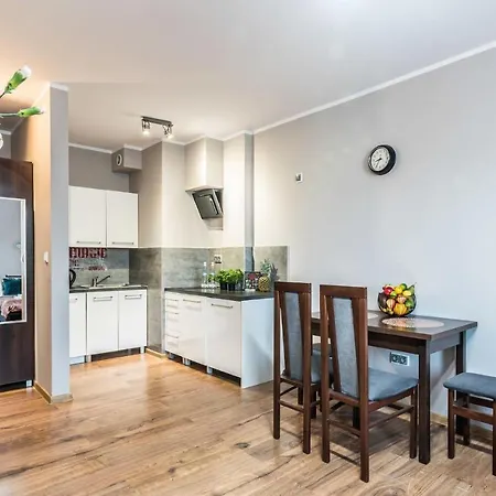 Rent Like - Gwiazdzista 10 Wroclaw